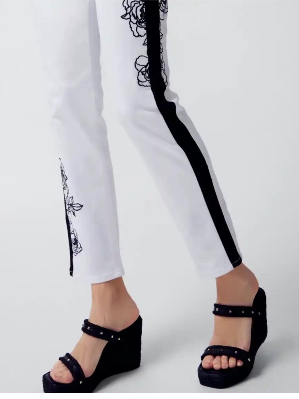 WHBM BLACK STUDDED ROPE WEDGE - Picture 3 of 3